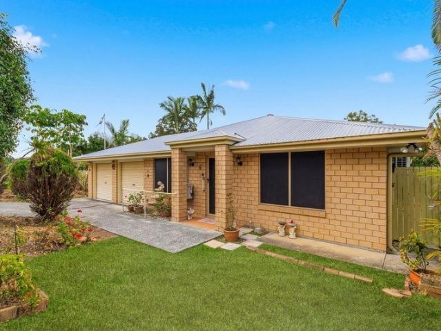 Big Backyard, Massive Alfresco, Beautifully Secure Family Home!