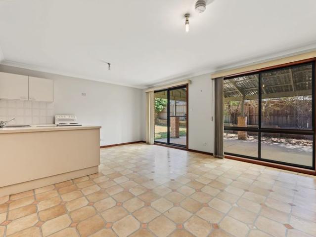 Space, Comfort & Peaceful Living in Pitt Town. NOTE: Aircons to be installed in coming weeks