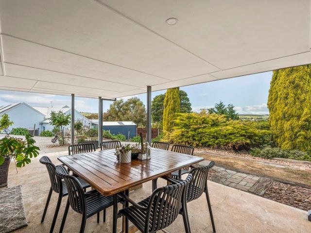 Space, Comfort & Practical Living on a Generous Allotment