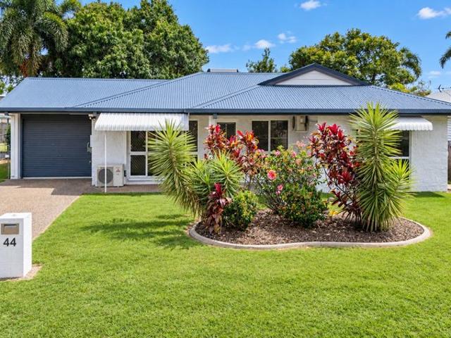 Space, Convenience & Easy Living in Mount Louisa
