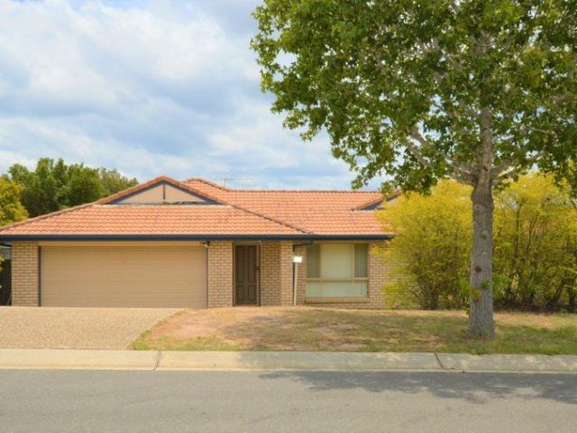 SPACE, CONVENIENCE & FAMILY LIVING IN STRETTON! 23 Rokeby Drive, Parkinson QLD 4115
