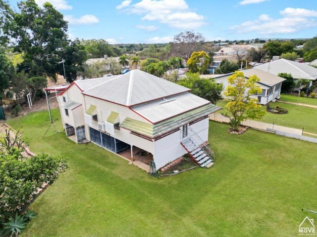 Space, Convenience & Plenty of Potential on 1,113m²