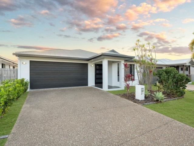 Space For Family Life To Unfold In The Heart Of Kalynda Chase.