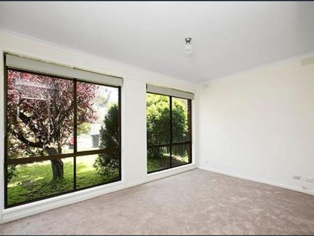 SPACE FOR THE FAMILY PLUS A SELF CONTAINED BUNGALOW!