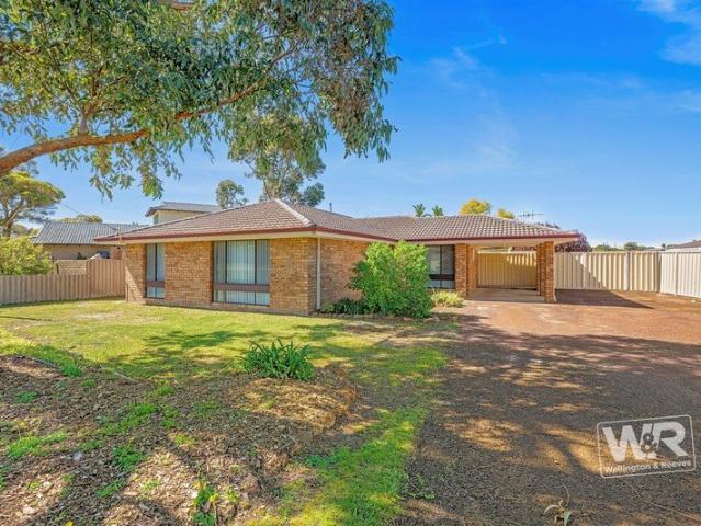 SPACE, FLEXIBILITY & A LIFESTYLE LOCATION