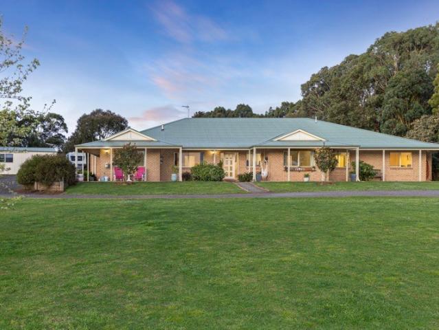 Space, Flexibility & Acreage Living