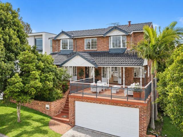 Space, Flexibility and Lifestyle in an Elevated Family Setting