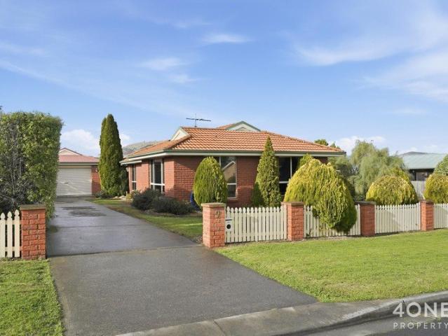 Space, Flexibility & Convenience in a Sought After Brighton Location