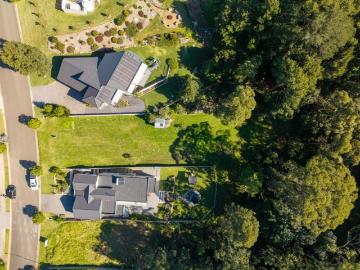 Space, flexibility & potential 1,561m2