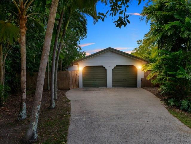 Space Inside and Out in the Heart of Kewarra Beach