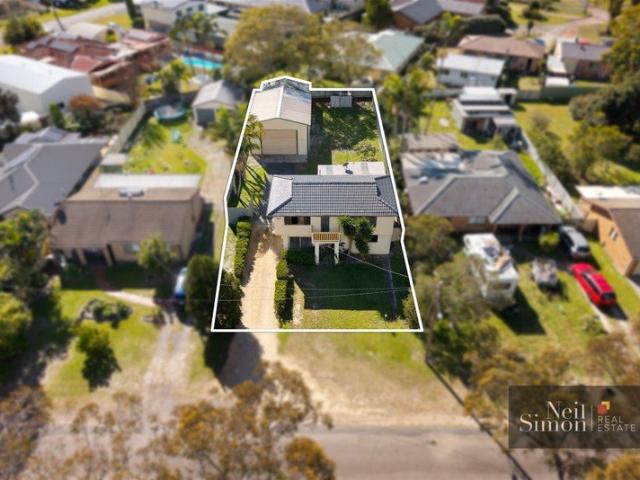Space, Lifestyle & Endless Possibilities on a Huge 832sqm Block