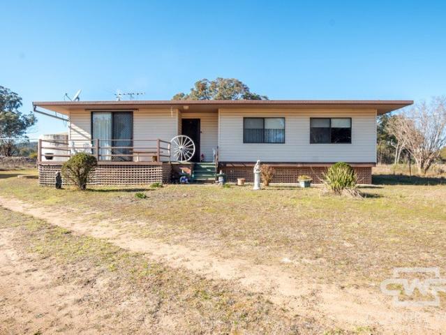 Space, Lifestyle & Endless Potential on 2 Acres