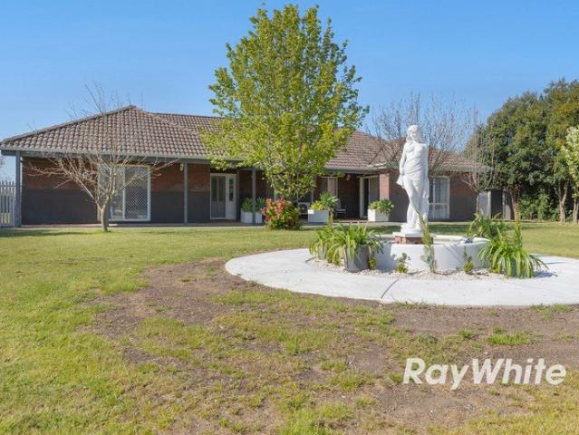 Space, Lifestyle & Opportunity in a Sought After Moama Location