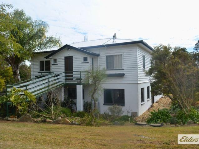 Space, Lifestyle & Views on 10 Acres