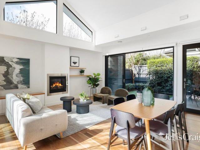 Space, Light and Effortless Indoor Outdoor Living