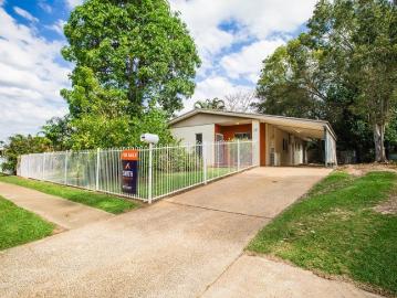 Space, Pool & Potential in Established Bakewell