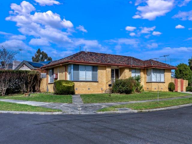 Space, Position, and Potential in a Prized Bundoora Pocket