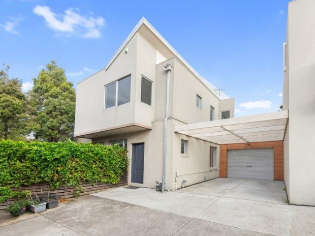 Space, Privacy and Convenience at Your Doorstep