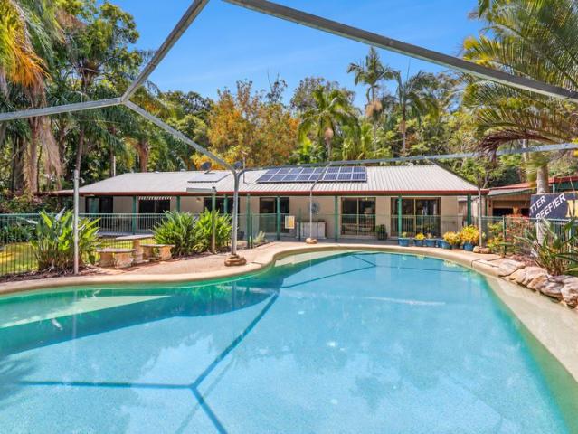SPACE, PRIVACY AND DUAL LIVING IN BEAUTIFUL MOUNT KILCOY