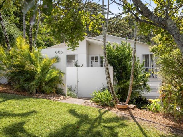 Space, Privacy and Potential Dual Living, against a beautiful bushland backdrop