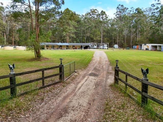 SPACE, PRIVACY & CONVENIENT location halfway between Kempsey & Port Macquarie!