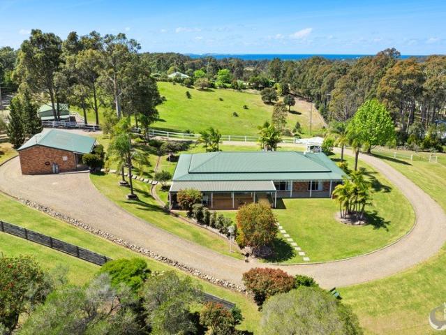 Space, Privacy & Country Living on 6 Acres