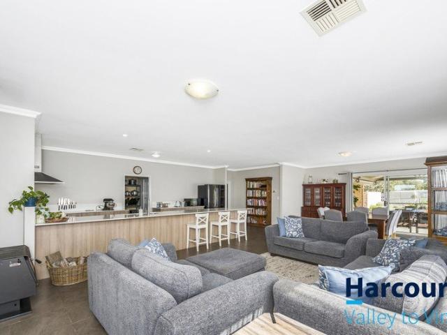 Space, Privacy & Country Living