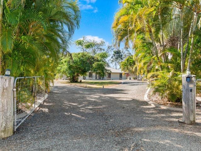 SPACE, PRIVACY & LIFESTYLE ON 2.5 ACRES