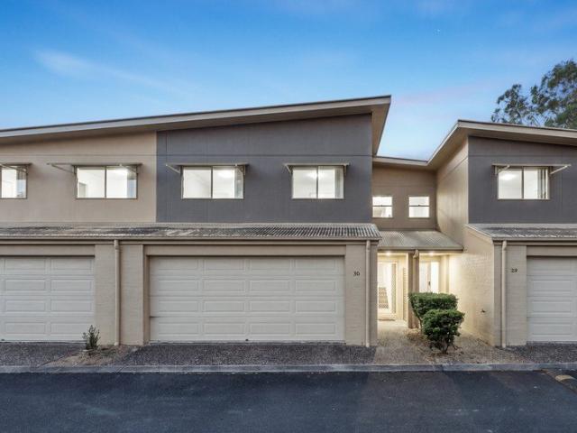 Space, Privacy & Position in One of Eagleby's Best Complexes