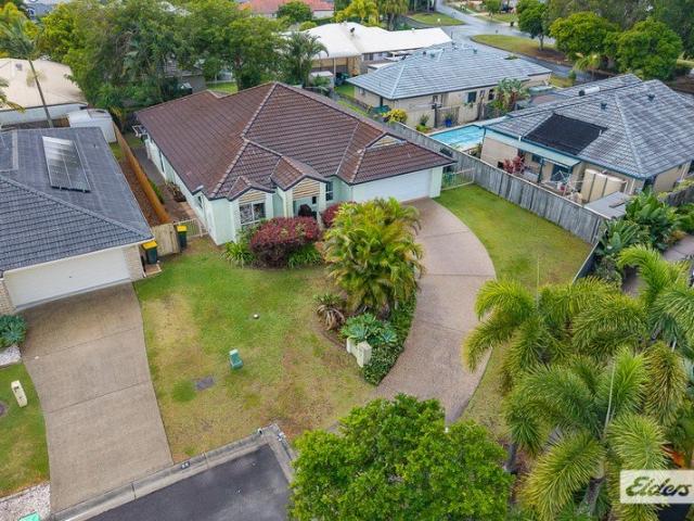 Space, Serenity & Coastal Charm on 724m² in Banksia Beach