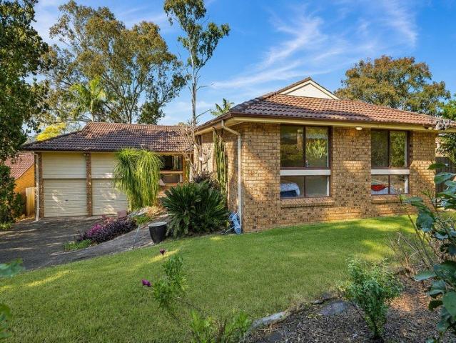 SPACE, SERENITY & FAMILY LIVING WITH ROOM TO GROW, BEAUTIFULLY MAINTAINED ORIGINAL FAMILY HOME ON A GREAT BLOCK. WITH LOTS OF POTENTIAL TO ADD VALUE!