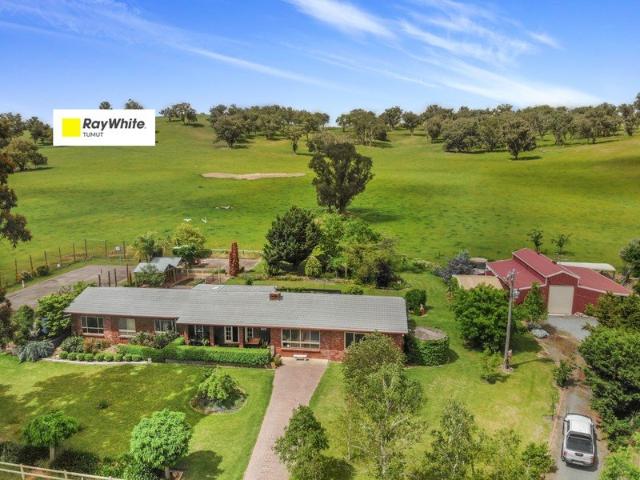 Space, Serenity & Rural Style Living