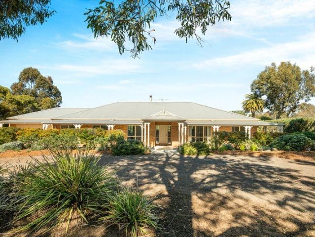 Space, Serenity & Stunning Views 3.5 Acres Approx