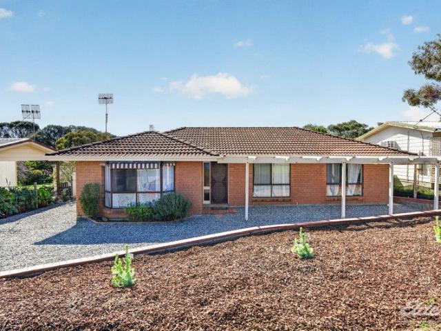 Space, Shedding a Great Goolwa Beach Location