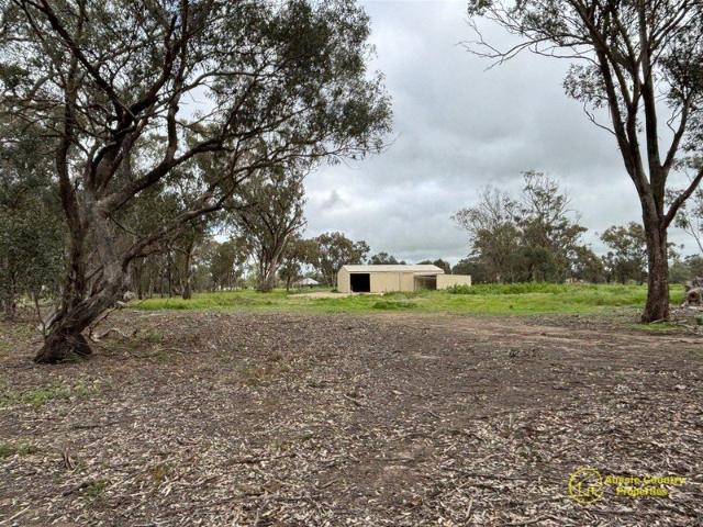 Space, Shedding & Opportunity on Approx. 7.24 Acres