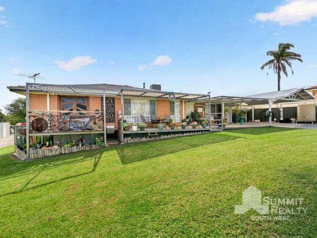 Space, Sheds & Lifestyle on a Huge 1,482m² Block
