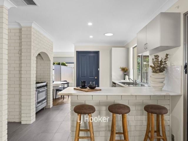 SPACE, SIDE ACCESS & A BONUS GRANNY FLAT!