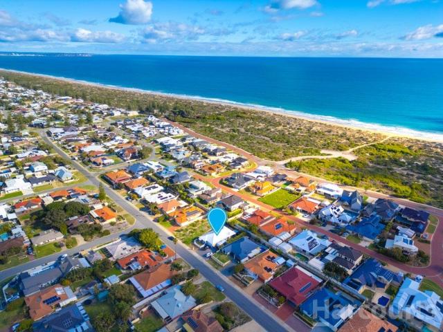 Space, Side Access & a Relaxed Coastal Lifestyle