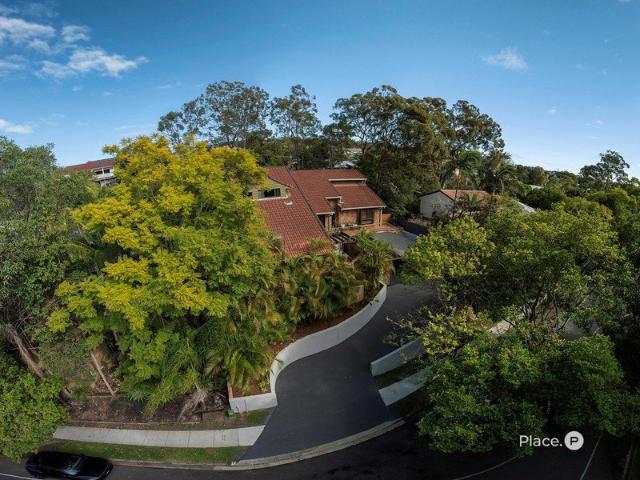 Impressive 475sqm Dual Living Family Retreat on 630sqm