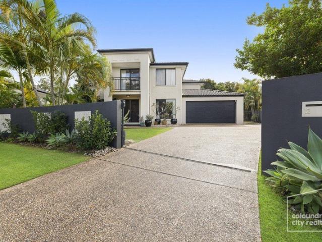 Space, Style & A Premium Pelican Waters Address