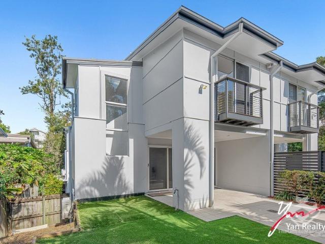 Space, Style and a Blue Chip School Zone in the Heart of Taringa