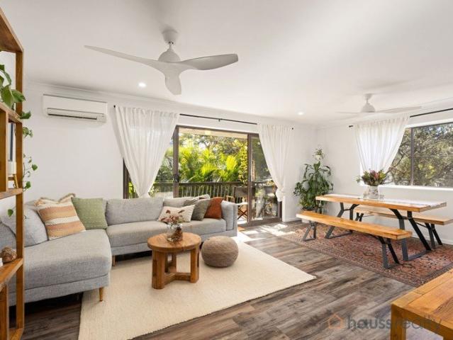 Space, Style and Ease in a Prime St Lucia Setting