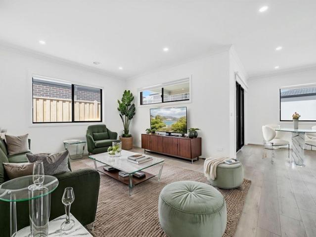 Space, Style & Comfort in the Heart of Officer