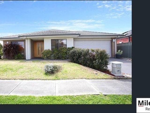 Space, Style & Convenience Your Next Family Home Awaits!