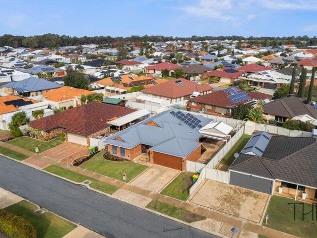 Space, Style & Coastal Living The Complete Family Home in Secret Harbour