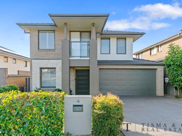 SPACE, STYLE & FAMILY LIVING