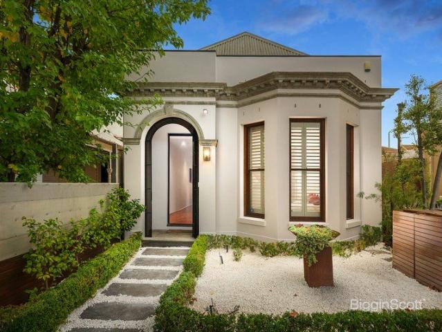 SPACE, STYLE & LIGHT IN PRIZED CAMBERWELL LOCATION