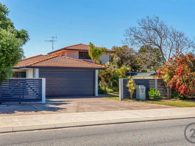 Space, Style & Outdoor Living in the Heart of Halls Head