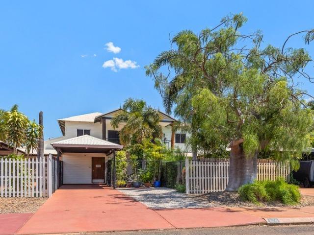 Space, Style & Privacy in a Prime Cable Beach Location