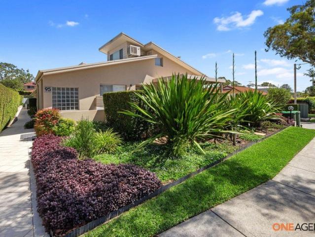 SPACE, STYLE & PRIVACY IN CARINGBAH SOUTH MOVE IN READY